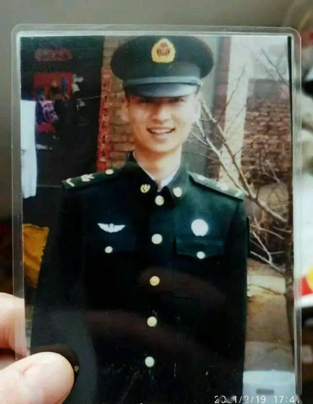 肖思远，一位英勇的牺牲者及其背后的外军身份揭秘，肖思远，外军身份揭秘与英勇牺牲者的故事