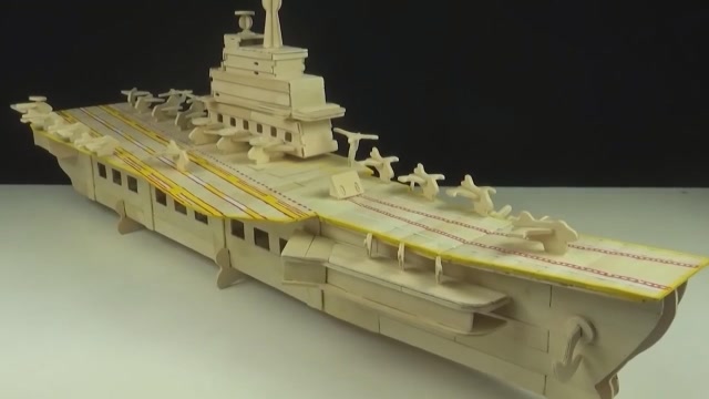 如何制作航母模型,航母模型的制作指南