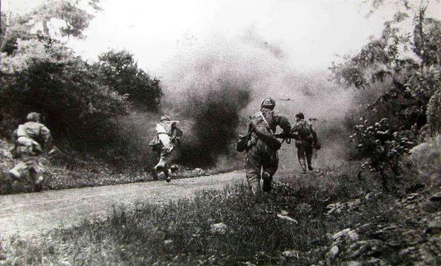 志愿军军歌吉他弹奏,音乐与荣耀的交织,志愿军军歌吉他演绎,音乐与荣耀的碰撞