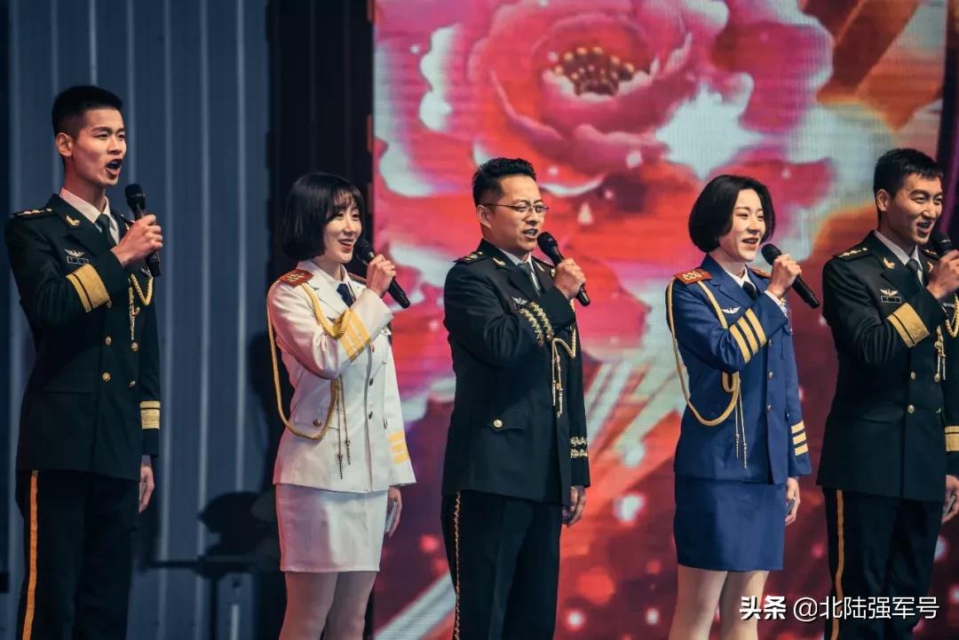 中国现代漂亮女兵单人图片的魅力与影响,中国现代漂亮女兵单人图片的魅力及其影响