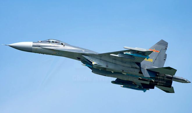 歼-10与歼-11战斗机的对比研究,歼-10与歼-11战斗机性能对比研究分析