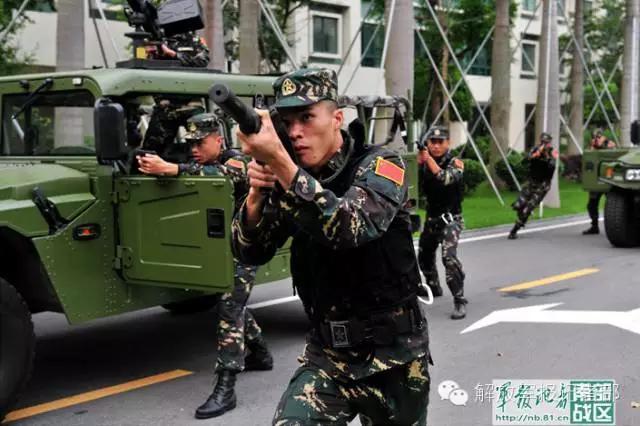 澳门军营开放日，驻澳门部队的表演视频展现军民融合深度发展，澳门军营开放日，驻澳门部队表演展现军民融合新篇章