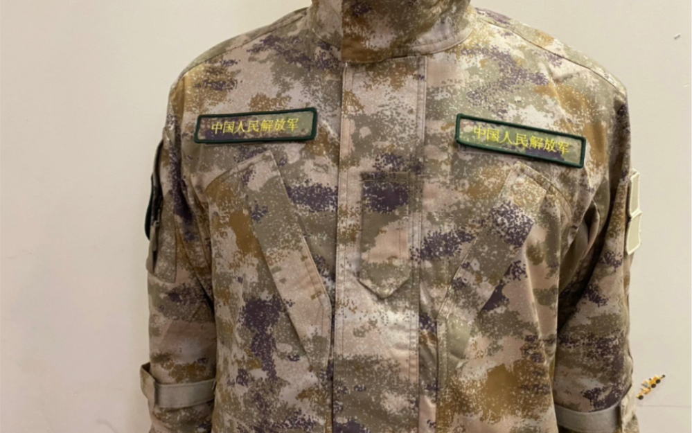 探索时尚前沿,全新设计的19款星空迷彩服,探索时尚前沿,全新设计的星空迷彩服系列亮相!