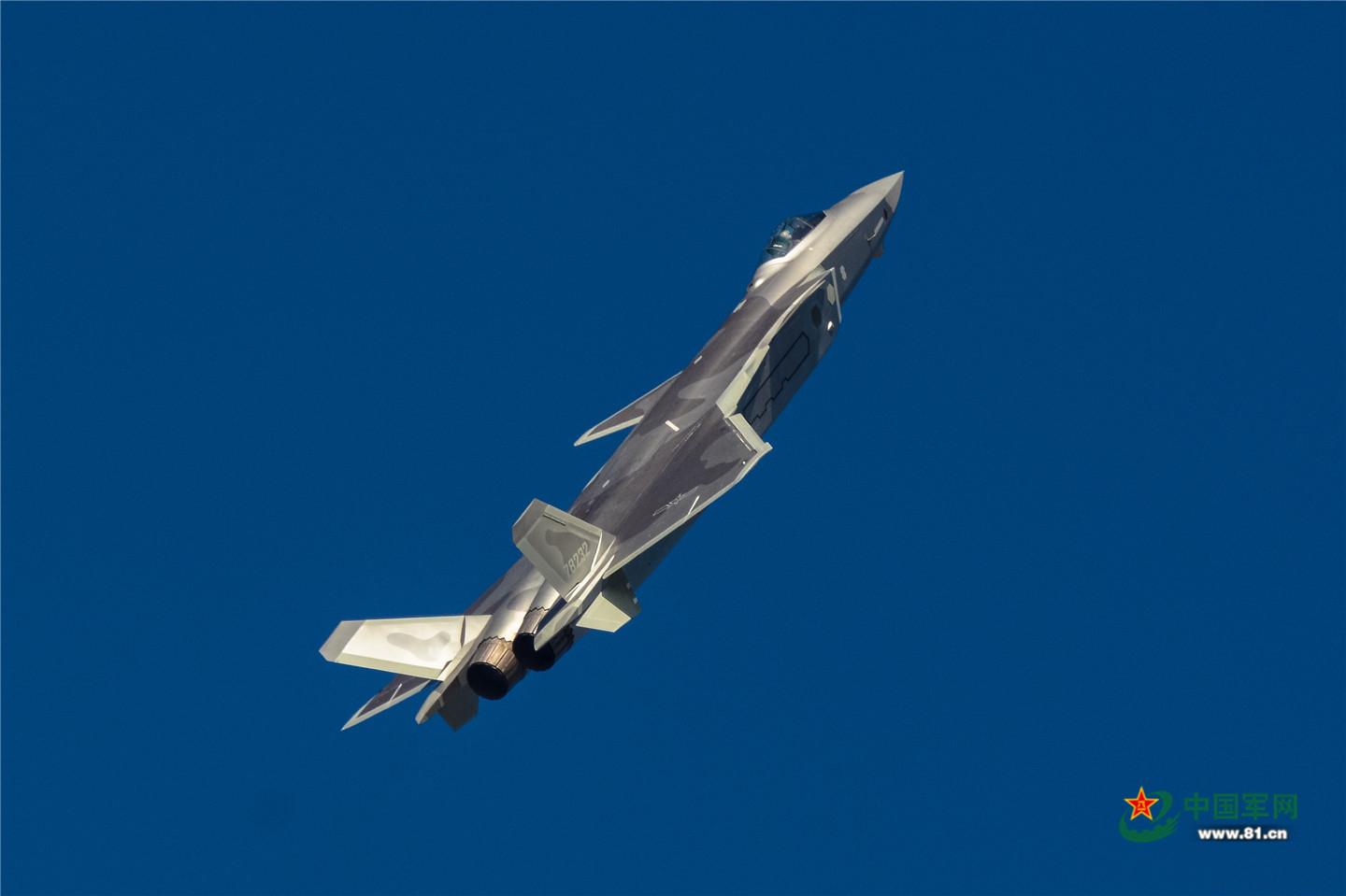 中国空军,翱翔蓝天,捍卫长空的时代力量,中国空军,蓝天捍卫者的时代力量