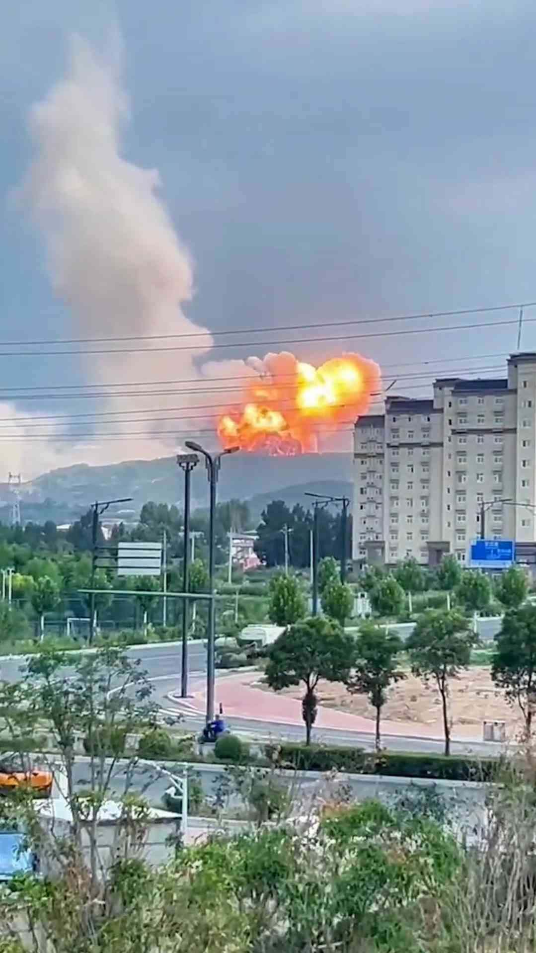 河南火箭坠落爆炸事件深度解析,河南火箭坠落爆炸事件深度剖析