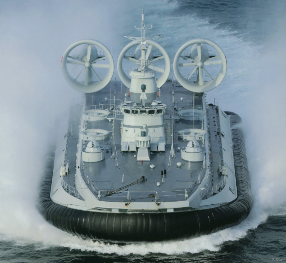 武装气垫船图片,探索现代军事科技的杰出代表,武装气垫船图片,现代军事科技的杰出代表探索