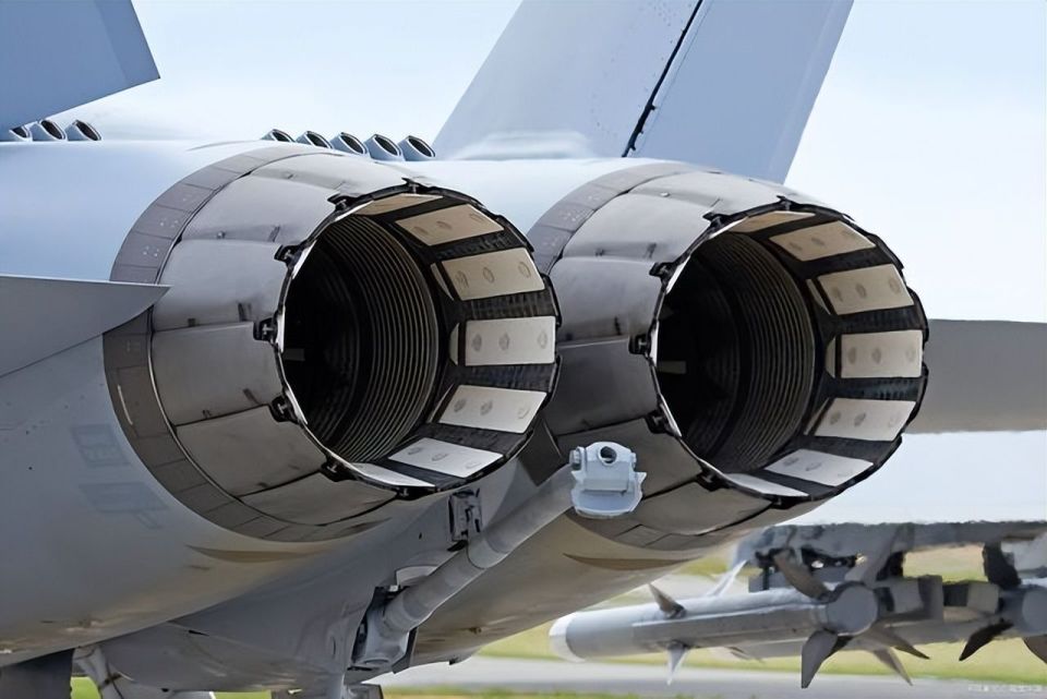 涡扇发动机,涡扇19与涡扇13的深入比较,涡扇发动机深度对比,涡扇19与涡扇13的性能差异解析