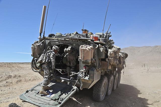 中美陆军装备对比分析,中美陆军装备深度对比,实力与差异分析