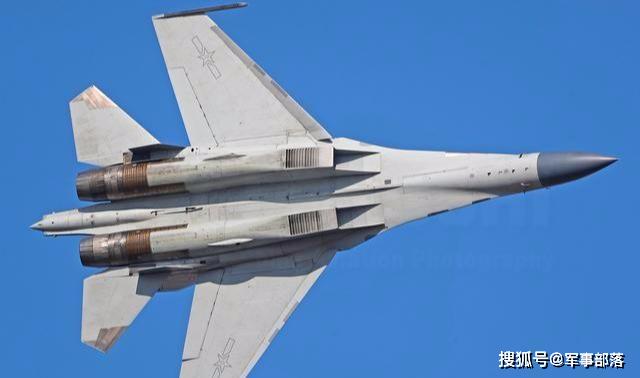 歼-16战斗机的远程打击能力,究竟能飞多远?,揭秘歼-16战斗机的远程打击能力,究竟能飞多远?