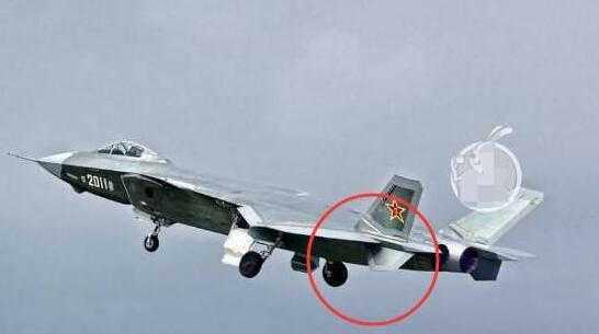 歼击机歼-20的腹鳍设计,解读其背后的技术逻辑与优势,歼-20腹鳍设计深度解析,技术逻辑与优势探讨