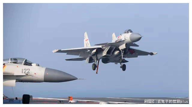 歼-15的特点,中国海军航空兵的新锐利器,歼-15,中国海军航空兵的新锐利器揭秘