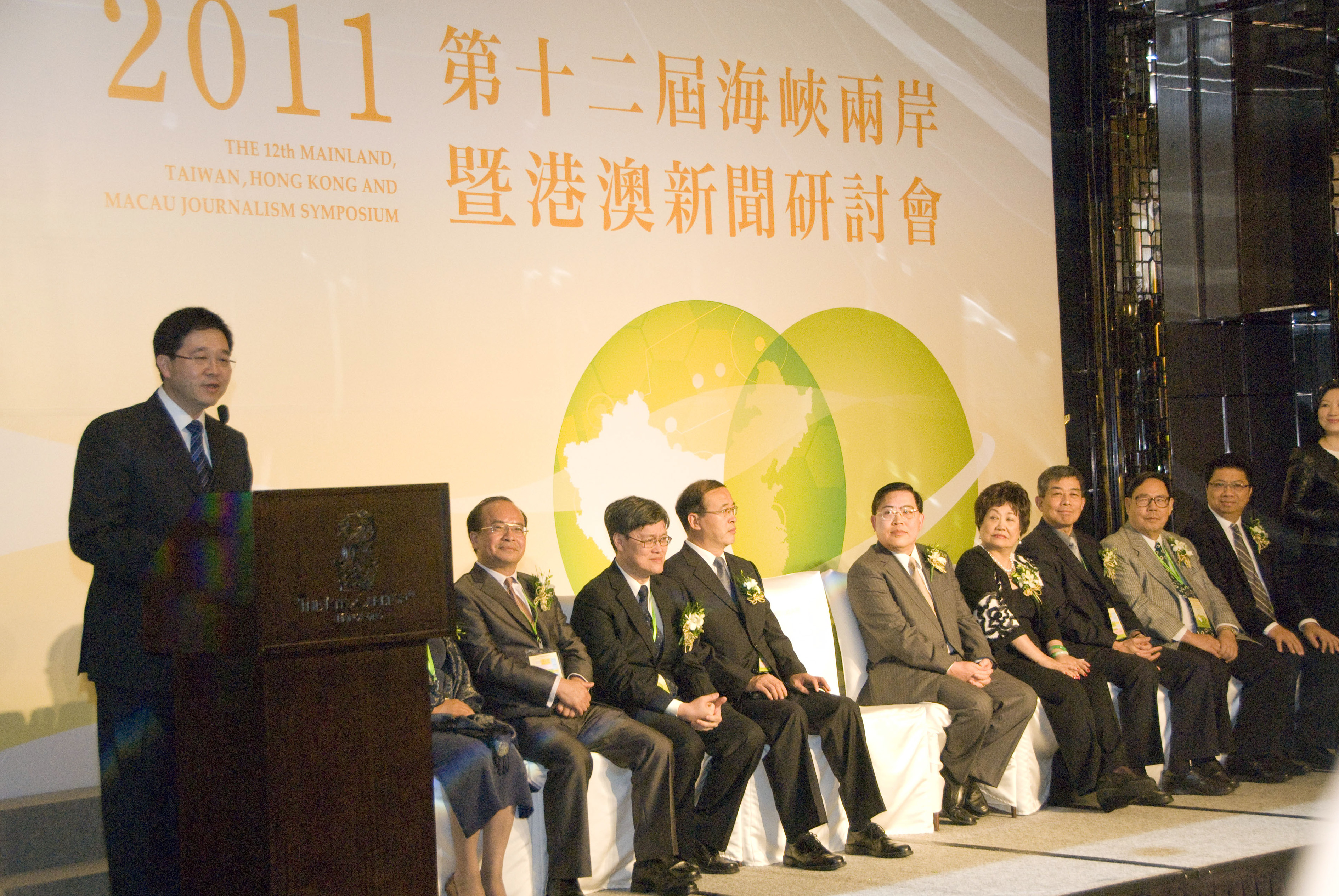 海峡两岸新闻，连接两岸的重要纽带，海峡两岸新闻，连接两岸的纽带