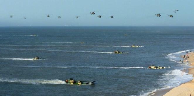 台海风云,90艘舰艇汇聚的壮丽画卷,台海风云,90艘舰艇汇聚的壮观景象