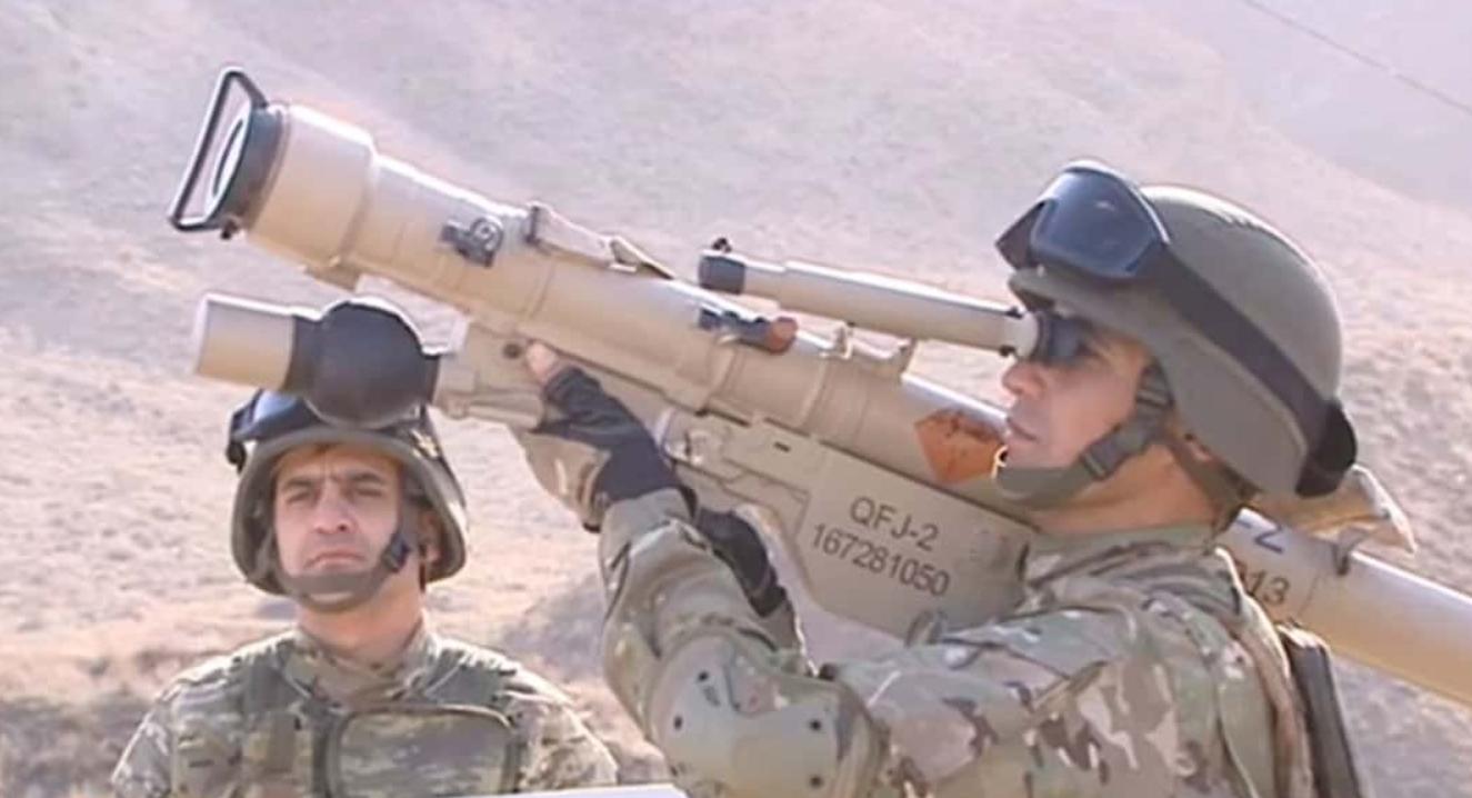 阿帕奇武装直升机与直-10,空中力量的两大巨头,阿帕奇武装直升机与直-10,空中力量的巅峰对决