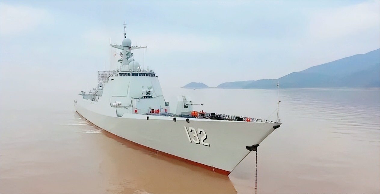 中华神盾舰郑州舰,捍卫海洋权益的钢铁长城,郑州舰,捍卫海洋权益的中华神盾钢铁长城