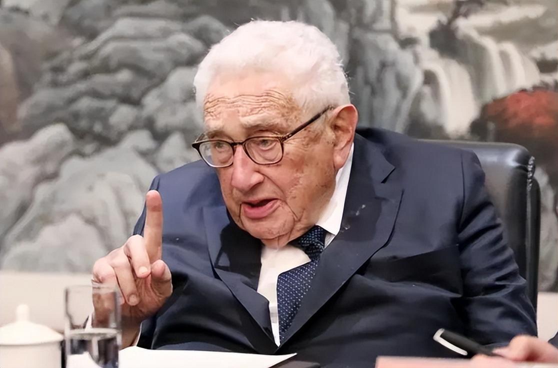 中美军事关系的发展趋势，中美军事关系的发展趋势展望