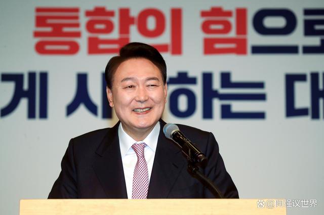 韩国唯一得善终的总统,李明博的传奇人生与领导智慧,李明博,韩国唯一得善终总统的传奇人生与领导风采