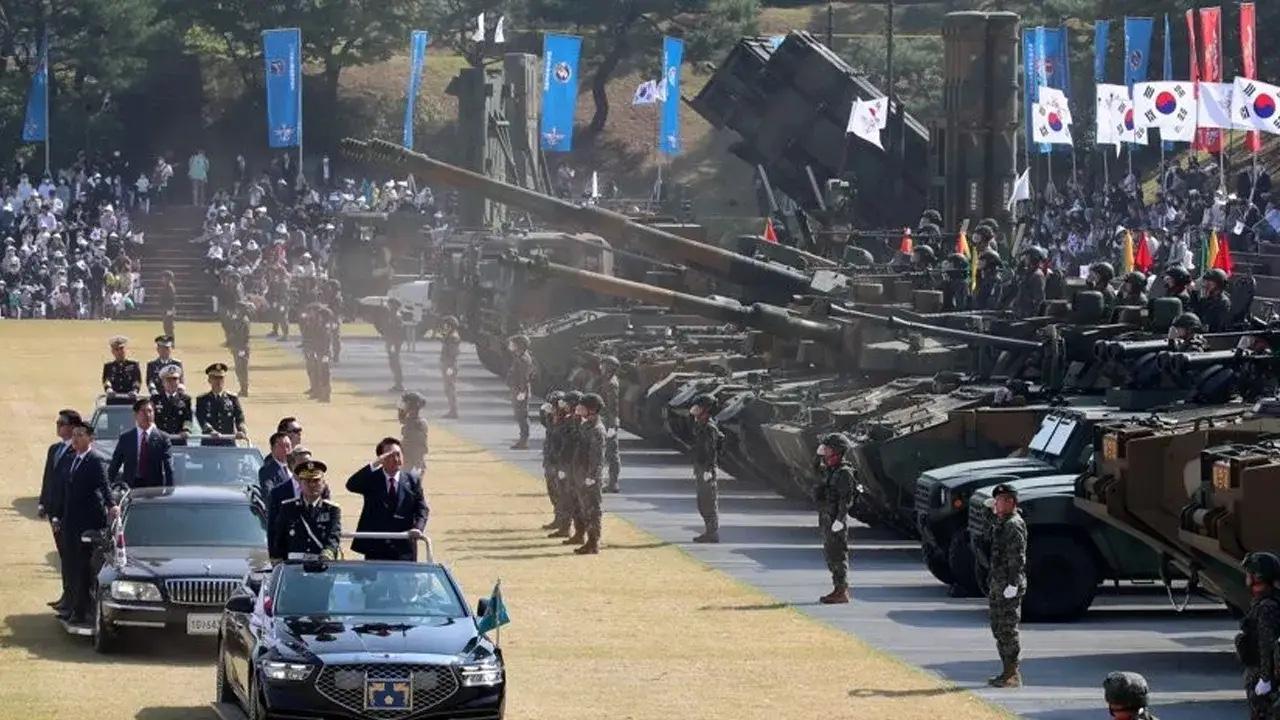 韩国国庆阅兵,展现力量与荣耀的时刻,韩国国庆阅兵,力量与荣耀的展示时刻