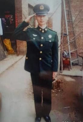 肖思远，牺牲与奉献的永恒话题，肖思远，牺牲与奉献的永恒精神赞歌