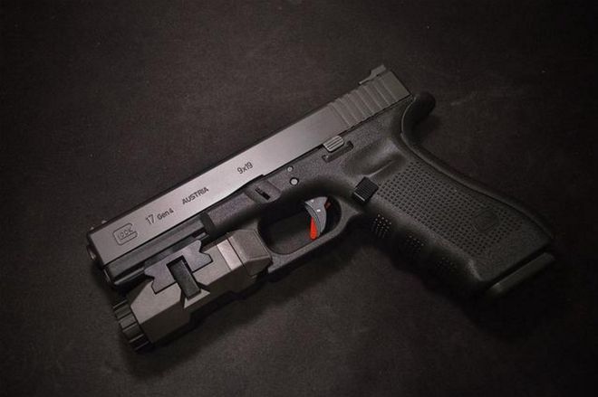 中国警察为何选择不使用格洛克手枪——深入探究背后的原因,中国警察未采用格洛克手枪背后的深层原因探究