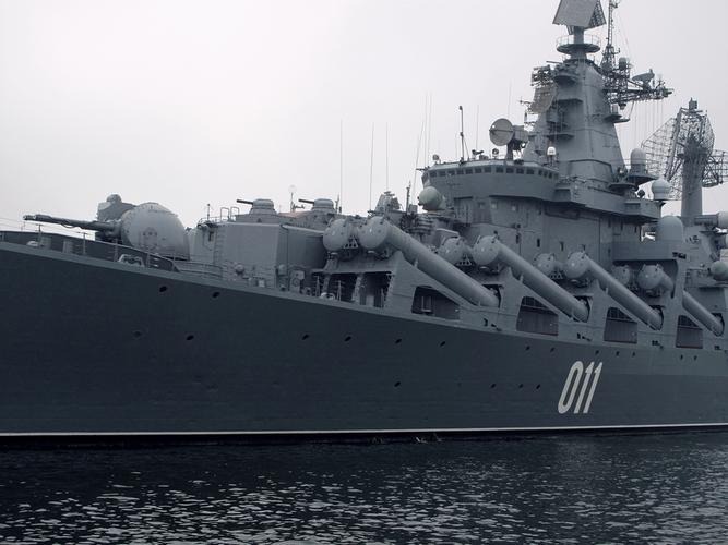 瓦良格号导弹巡洋舰视频,揭示强大实力与独特魅力,瓦良格号导弹巡洋舰展示强大实力与独特魅力实拍视频揭秘真相