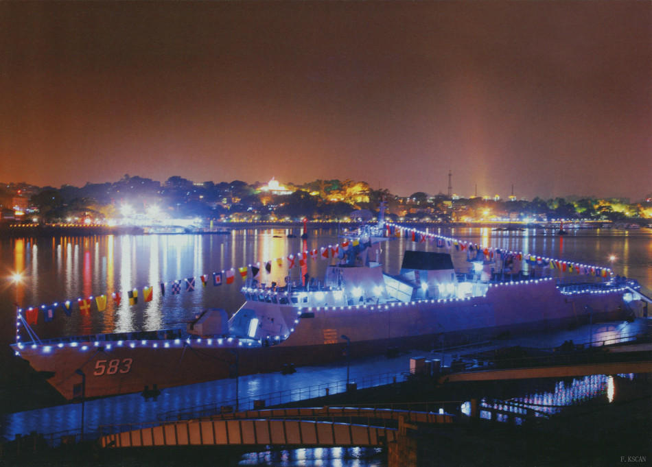 上饶号导弹护卫舰,捍卫海疆的坚实力量,上饶号导弹护卫舰,捍卫海疆的钢铁卫士