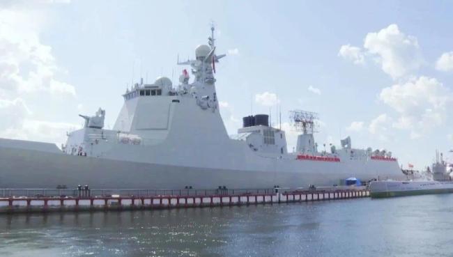 大型舰艇，力量与技术的象征，大型舰艇，力量与技术的辉煌象征