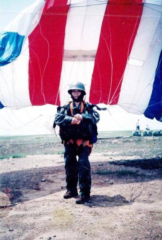 空降兵第十五军,英勇无畏,锐不可挡,空降兵第十五军,英勇无畏,锐不可挡的战斗力量