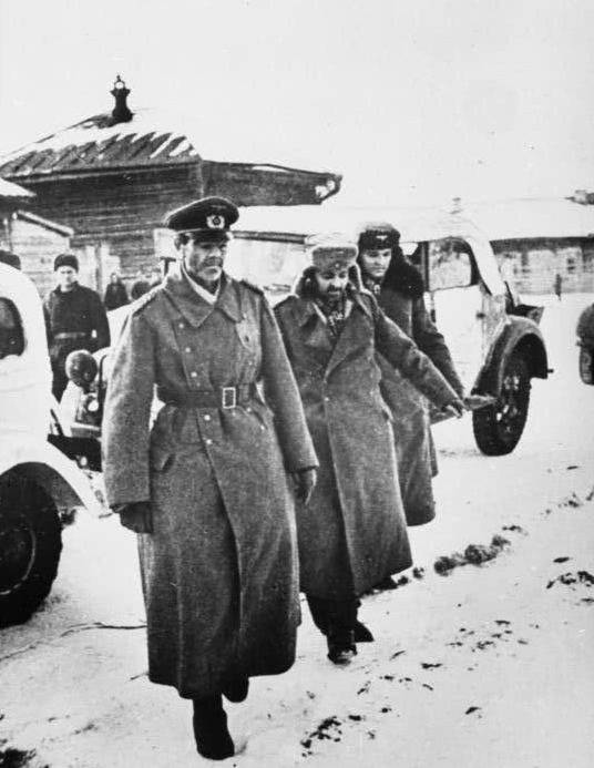 集团军参谋长是多大级别,集团军参谋长级别揭秘