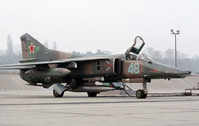 米格27与苏24,冷战时代的空中霸主对比,冷战时代空中霸主,米格27与苏24的对比