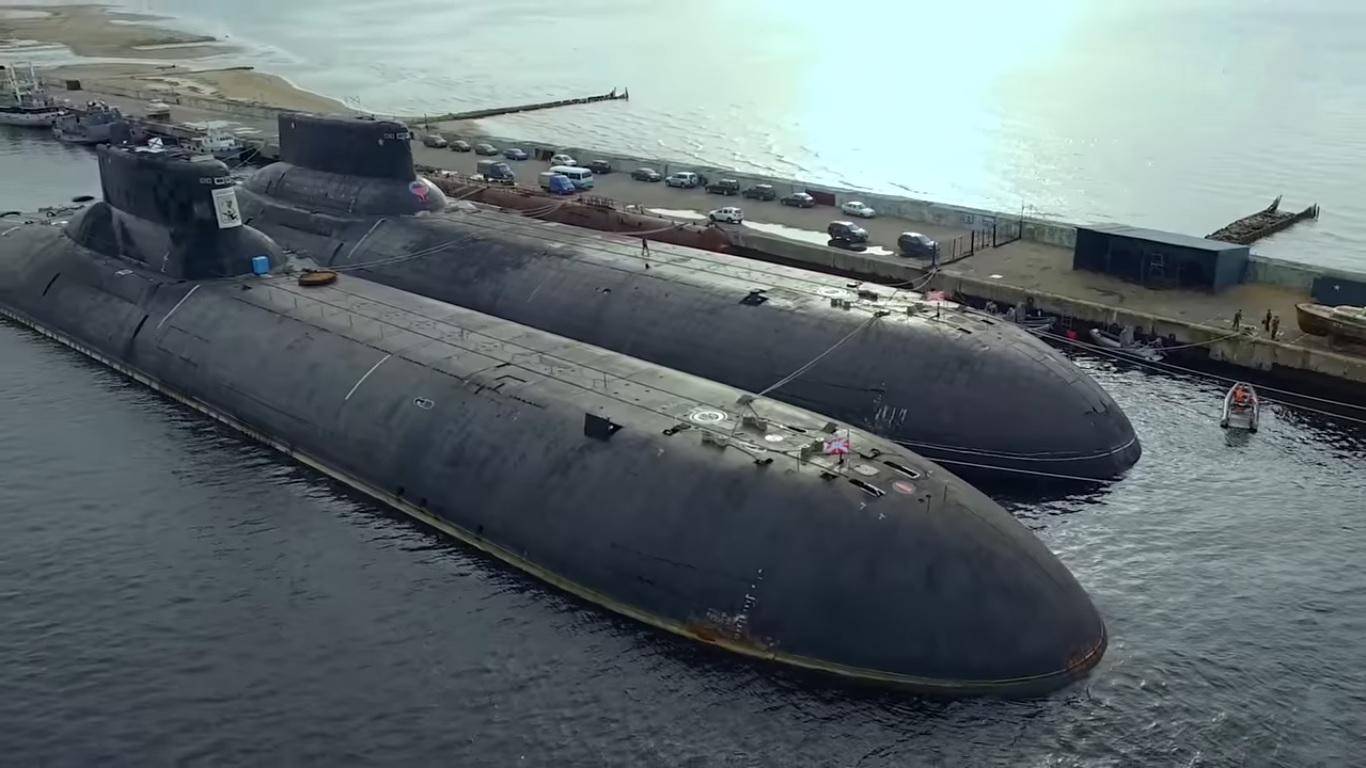 大型潜艇,深海探索的先锋,深海先锋,大型潜艇探索揭秘之旅