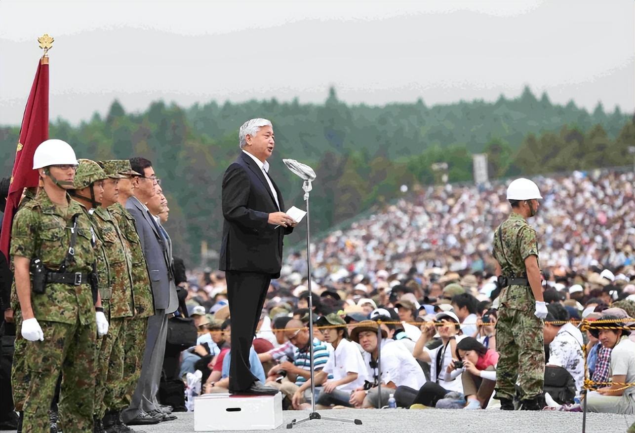 山东舰的人员搭载能力,探索中国海军新里程碑,山东舰人员搭载能力揭秘,中国海军新里程碑的探索