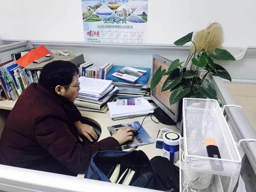 实时新闻播报，全球最新动态深度解析，全球实时新闻播报与深度解析速递