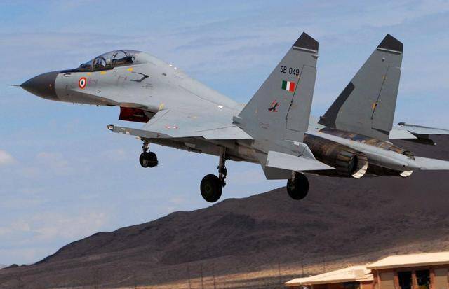 印度苏-30战斗机的崛起与影响,印度苏-30战斗机的崛起及其影响