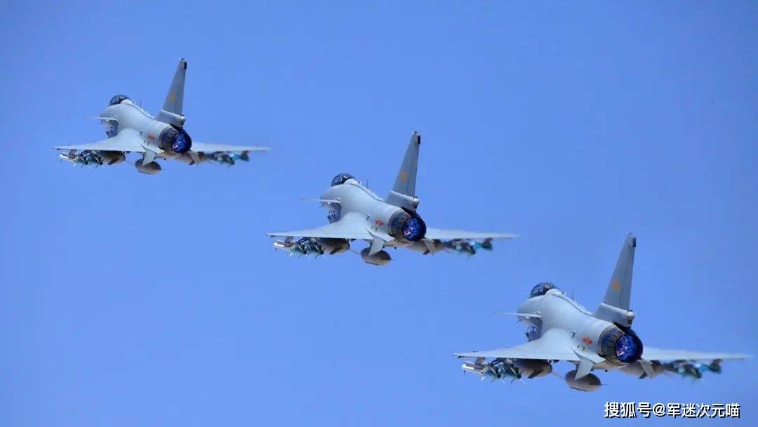 揭秘F-16战斗机的推力之谜,多少吨?,揭秘F-16战斗机推力之谜,推力究竟有多少吨?