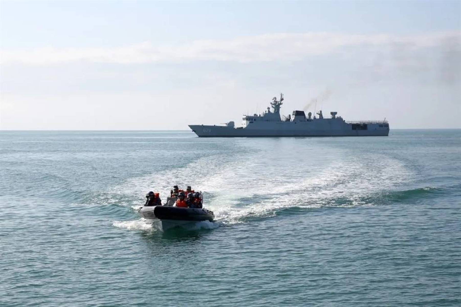 南海军事消息最新动态，南海军事局势深度解析（截至XX月XX号），南海军事局势最新动态深度解析，截至XX月XX号的最新消息