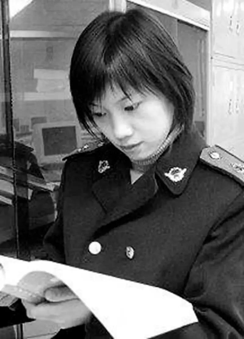 导弹快艇的图片,揭示现代军事力量的速度与力量,现代军事力量之速度与力量,导弹快艇图片展示