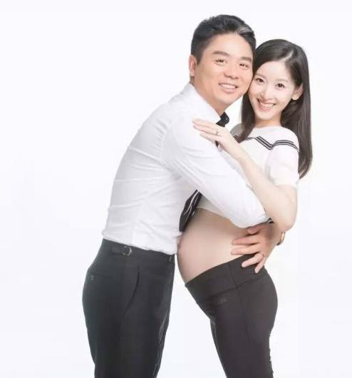 歼-10与歼-11,谁更胜一筹?,歼-10与歼-11,谁更胜一筹?对决解析