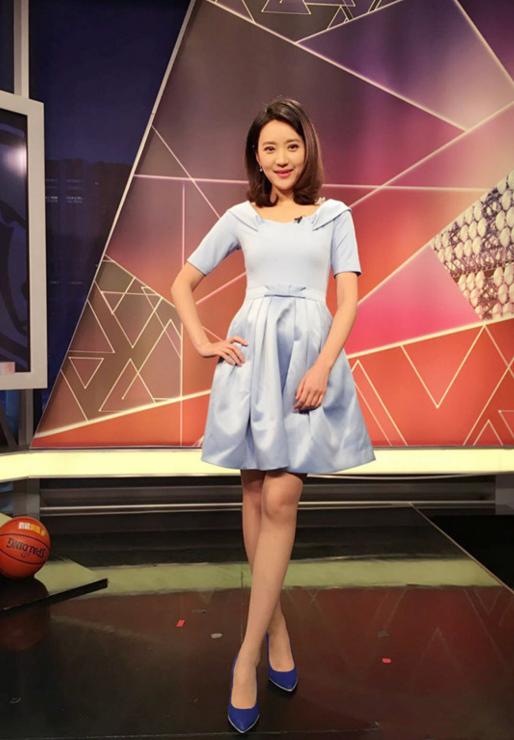 歼-10与歼-11,谁更胜一筹?,歼-10与歼-11,谁更胜一筹?对决解析