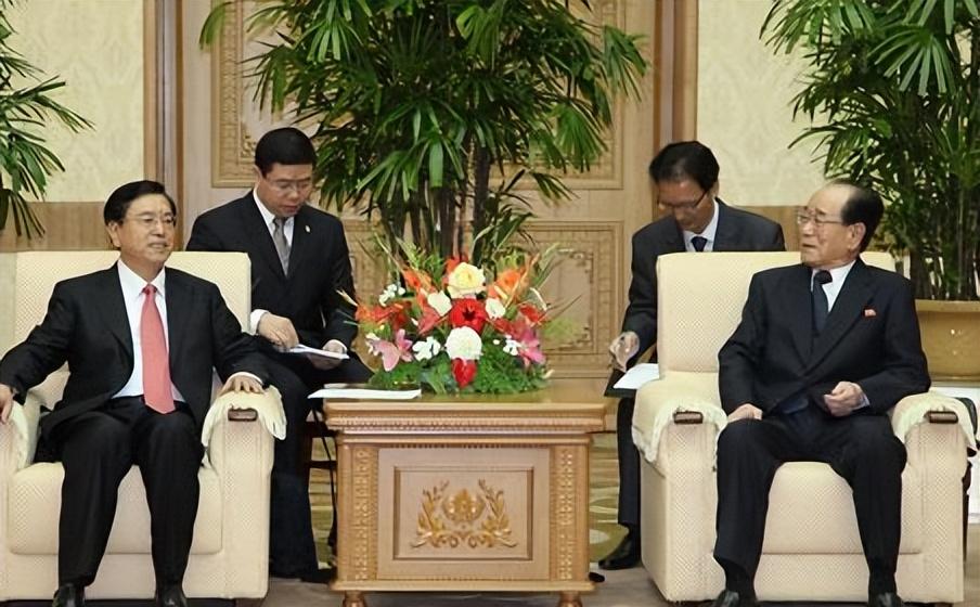 探索白杨M结构照片的魅力,白杨M结构照片的魅力探索