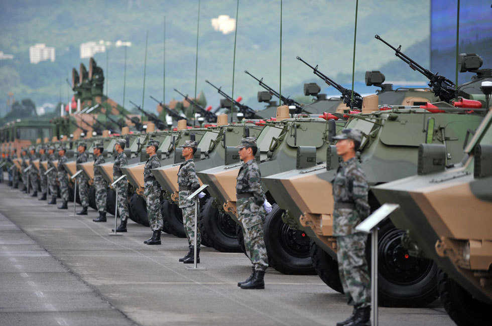 香港阅兵风采,展现时代精神与力量,香港阅兵展现时代精神与力量风采