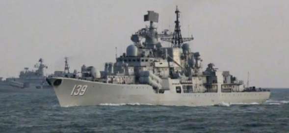 中国海军的成立与成长历程，历史沿革及展望未来发展，中国海军的崛起之路，历程回顾、历史沿革与未来展望