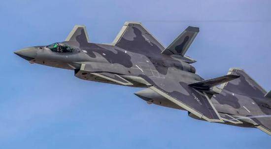 台退役将领披露,歼-20隐形战机飞越台湾上空,歼-20隐形战机飞越台湾上空,台退役将领披露消息