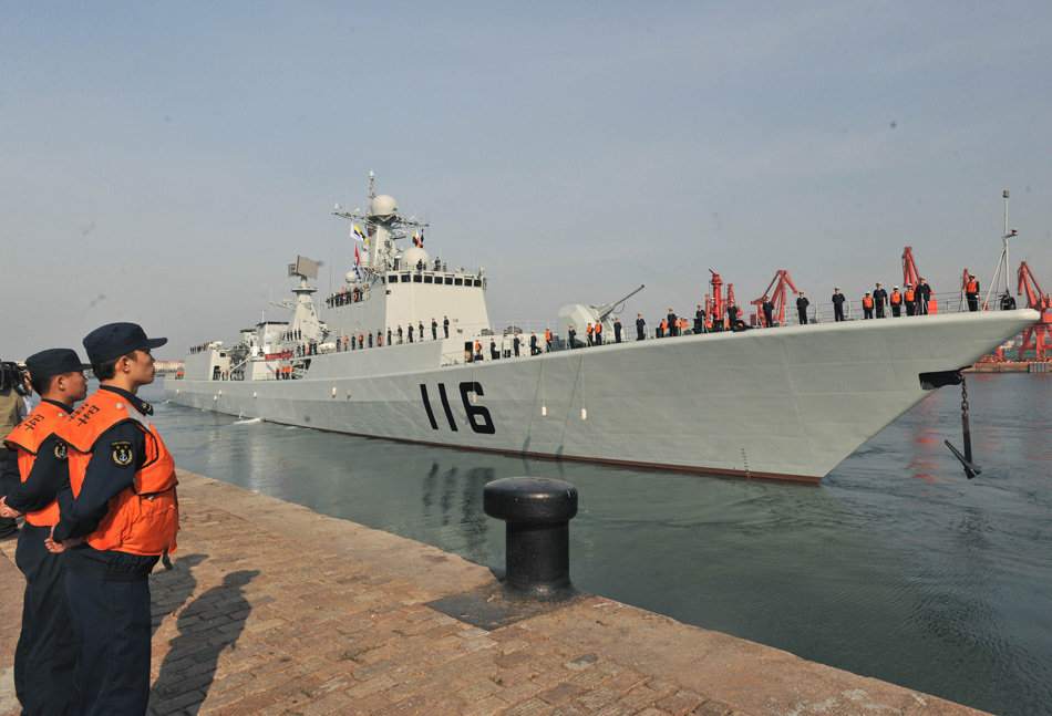 中国海军新里程碑,164舰正式入列,中国海军新里程碑,164舰正式入列启航