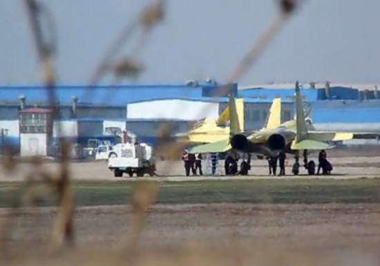 越南网友对歼-16战斗机的深度评论，越南网友对歼-16战斗机的深度解析与评论