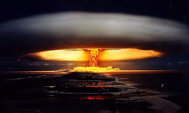 导弹爆炸范围的影响因素及评估,导弹爆炸范围的影响因素与评估解析