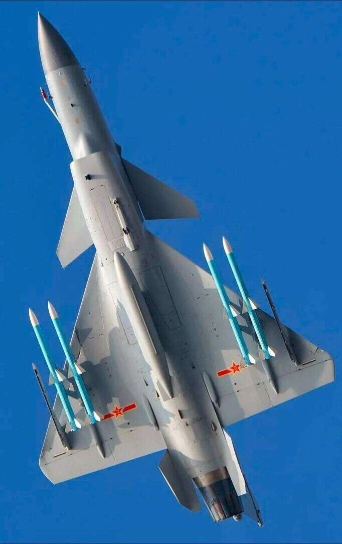 歼-10战斗机配置深度解析，歼-10战斗机深度配置解析