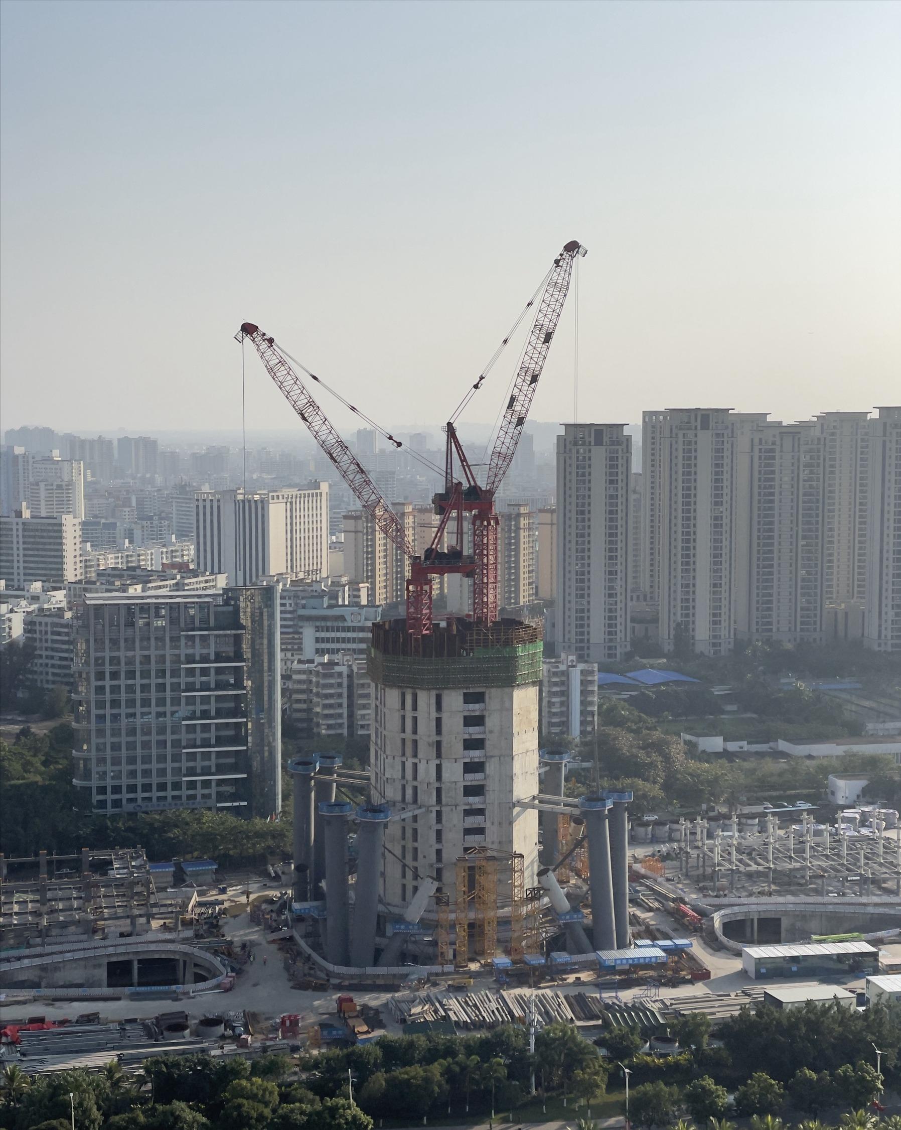山东舰在海南三亚某军港的成功部署与战略意义，山东舰在海南三亚军港的部署及其战略意义
