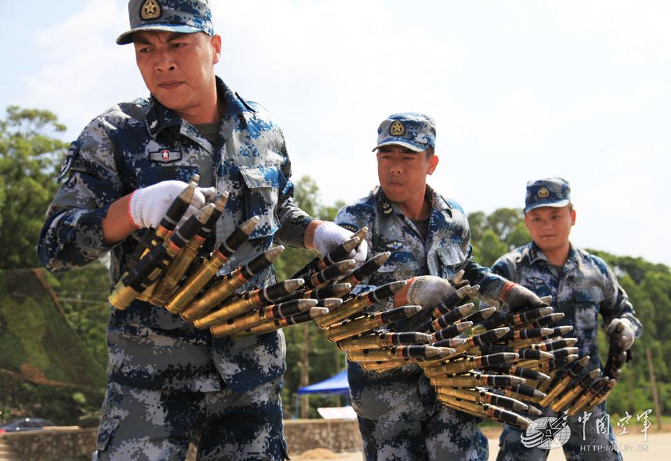 联勤保障中心与空军地勤,哪个更好?,联勤保障中心与空军地勤对比,哪个岗位更优?