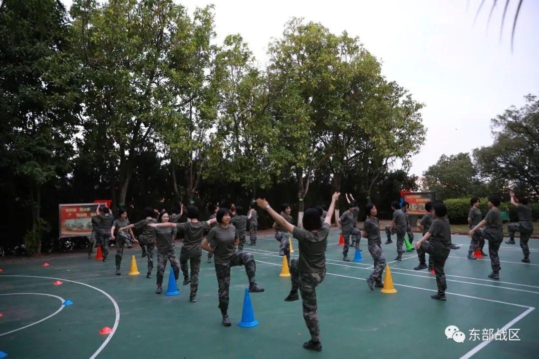 女兵入伍前需要体能测试吗?——探讨女性士兵体能测试的必要性与重要性,女兵体能测试的必要性与重要性探讨,女性士兵入伍前的体能测试是否必要?